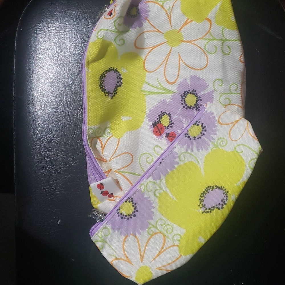 Clinique cosmetic bag yellow white floral multi color 2Piece Set NWOT